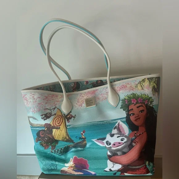 NWOT Disney Dooney Princess Moana Tote - Picture 2 of 4